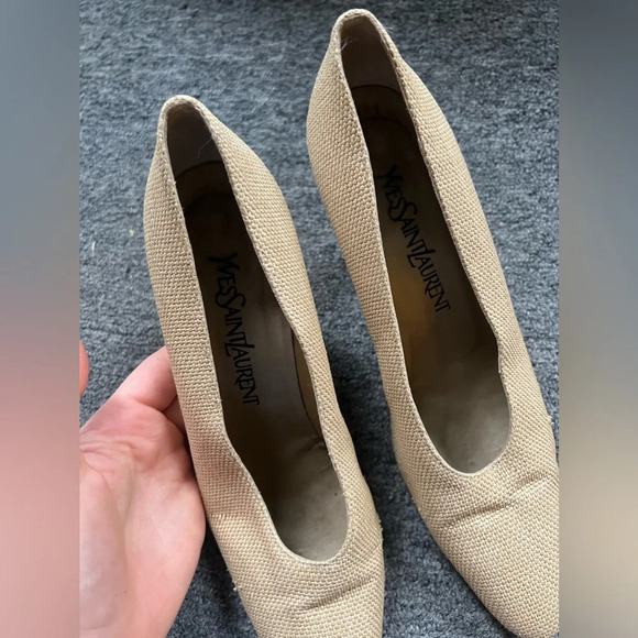 Vintage 1980s Yves Saint Laurent Rattan Heels, size 7 - Picture 2 of 12